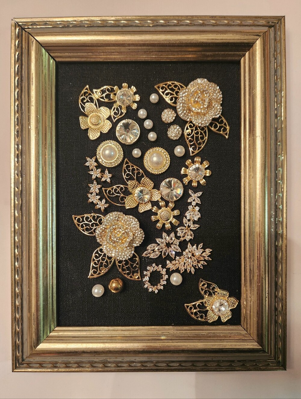 Yellow Gold Jewelry Art